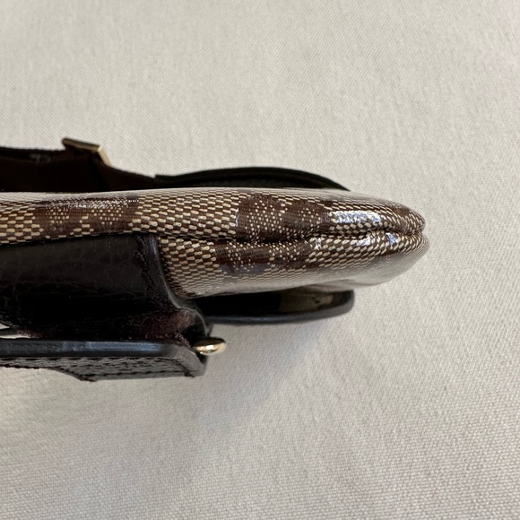Authentic Gucci Fanny Pack - Picture 10 of 16